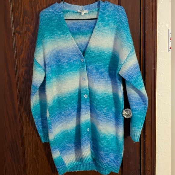 Frankie’s Bikinis Zoe Oversized Knit Blue Ombre Cardigan Sweater Size M/L - Picture 1 of 12